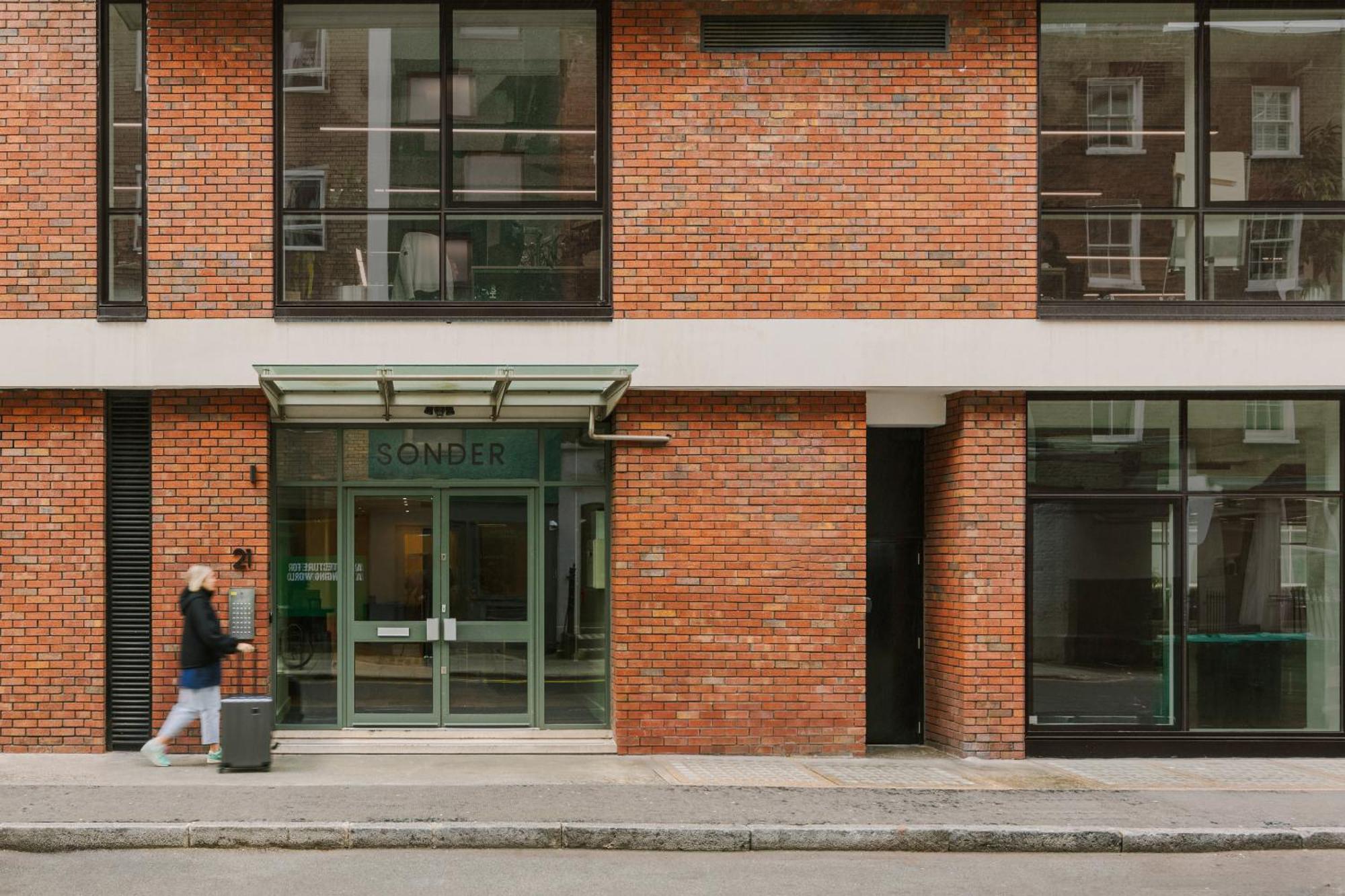 Sonder The Bard Aparthotel London Exteriör bild